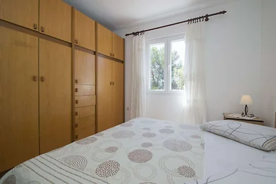 Seafront Apartment Dana - Two Bedroom Apartme...