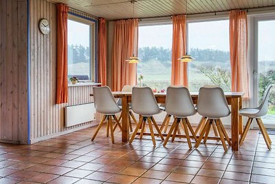 Luxuriöses Ferienhaus in Hjørring für 12...