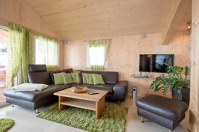 Üppiges Chalet mit Whirlpool