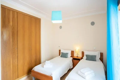 Appartamento vicino Albufeira con Piscina