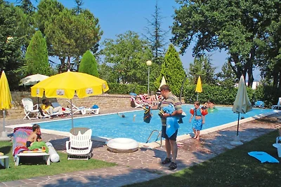 Wohnung in Montelparo mit Pool