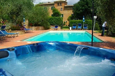 Castello esclusivo in Toscana con piscina...
