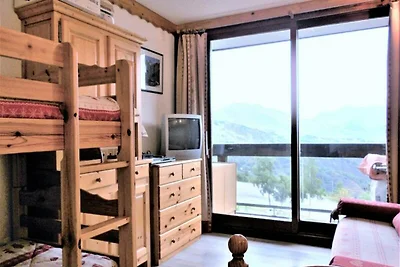 Apartment in Phenix mit Bergblick