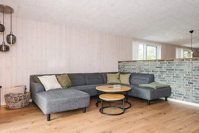 14 Personen Ferienhaus in Glesborg-By Traum