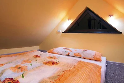 Komfortable Ferienwohnung, Auβenpool, Darlowo
