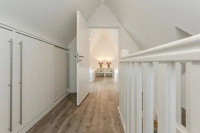 Villa met twee sauna's in Delfstrahuizen