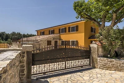 Villa in Vrsar mit Schwimmbecken