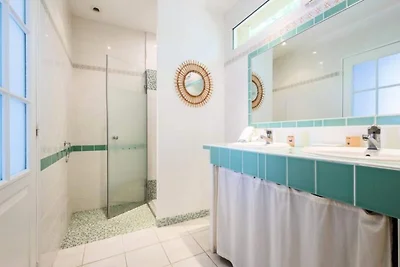 Villa in Rochefort-du-Gard mit Poolblick