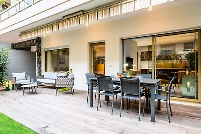 3-Zimmer-Wohnung im Stadtzentrum mit Garten, ...