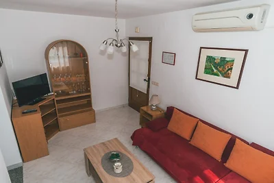 Charming Apartment with Sea Views and Shared ...