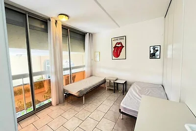 Apartment in Le Chabian in Strandnähe