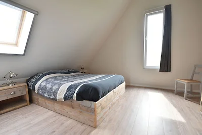 Geräumige Villa in Tzummarum mit Kamin