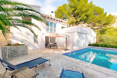 Urbane Holiday Home in Altea with Private Swi...