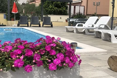 1 Villa Colonia