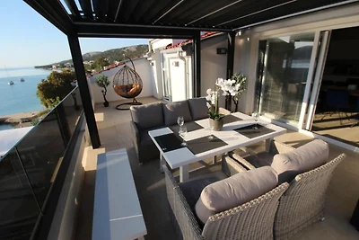 Luxus-Penthouse mit 3 Schlafzimmern am Meer