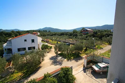 Studio-Apartment mit Terrasse in Drace