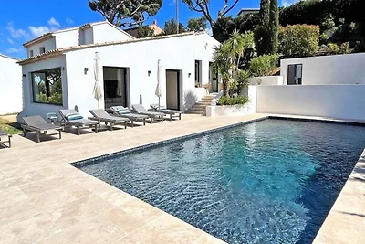 Häuser & Villen für 10 Personen