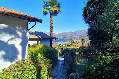 Ferienhaus in Germignaga mit privatem Garten