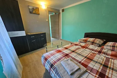 Apartments Robi & Kristina - Studio Apartment...