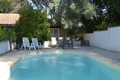 Komfortables Ferienhaus mit privatem Pool