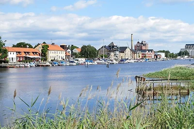 4 Sterne Ferienhaus in YNGSJÖ-By Traum