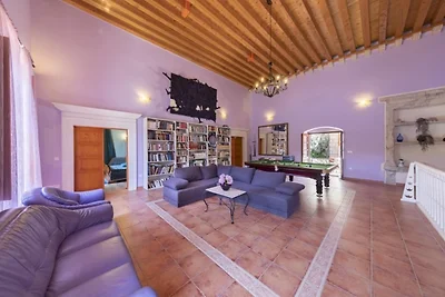 Villa Gradi-Five Bedroom Villa with outdoor...