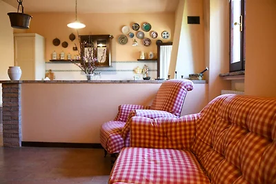 Geräumige Wohnung in einem Steinbauernhaus