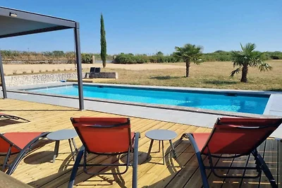 Prachtig gerenoveerde villa voor 10 gasten