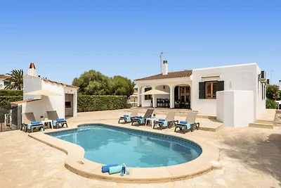 Haus in Cala en Blanes