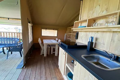 Luxus-Glamping an den friesischen Gewässern