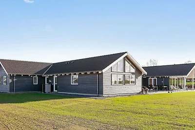 30 Personen Ferienhaus in Bogense