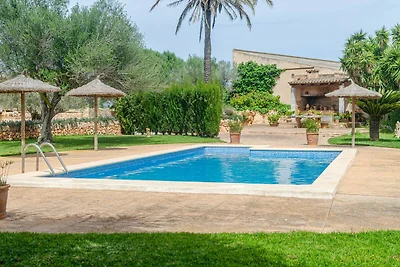 Agriturismo a Campos con terrazza