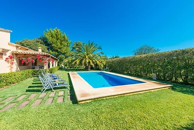 Villa in Pollensa mit Pool & Strandnähe