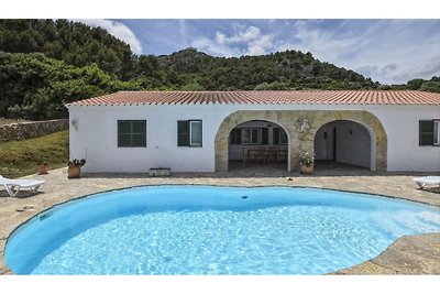 Casa di campagna con piscina e vista...