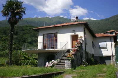 Casa vacanze a Musso con piscina