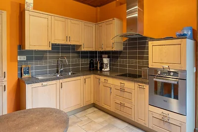 Schönes Ferienhaus in Dinant mit Garten
