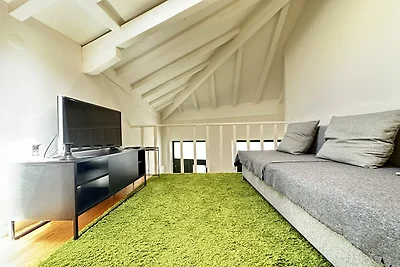 Charming 2-Bedroom Apartment in Porto