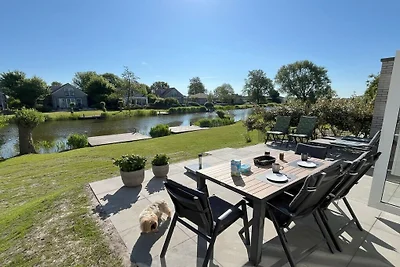 Ferienhaus in Makkum mit Schwimmbecken