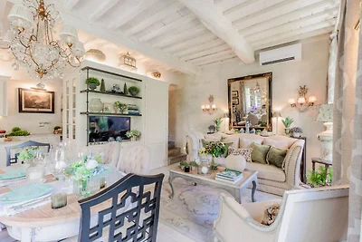 Appartement in Lucca bij Via Fillungo