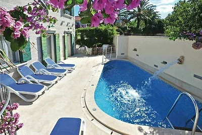 Villa mit 5 Schlafzimmer