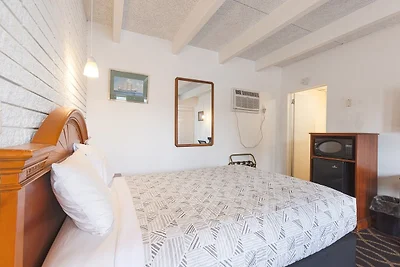 Queensize-Bett | Rauch | Breezewood