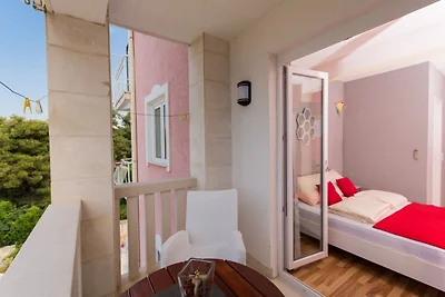 Villa Stil - Studio Apartment with Balcony an...
