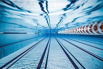 Paar übernachtet im Ferienpark Hambachtal