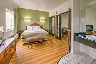1 Queensize-Bett | Suite, Nsmk, Schlafsofa