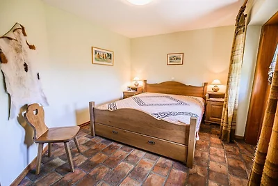 Hidden Authentic Haven Apartments - One Bedro...