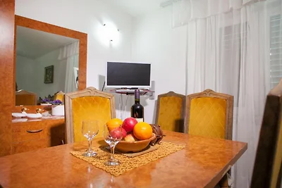 Comfort One Bedroom Apartment with Balcony 4