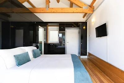 Huisdiervriendelijk apt aan de rivier in...