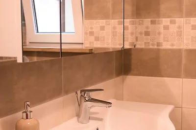 Izola Spacious Apartment with Terrace and Pat...