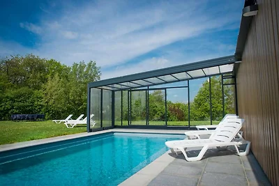 Attraktives Ferienhaus mit Pool bei Durbuy