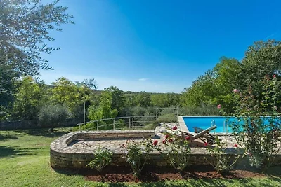 Villa in Vizinada mit Barbecue und Wifi